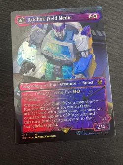 MTG: Ratchet Field Medic Shattered Glass FOIL Universes Beyond Transformers - Image 1