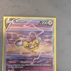 Raikou V GG41/GG70 Crown Zenith Galarian Gallery UR 200HP Holo ENG 2023 - Image 1