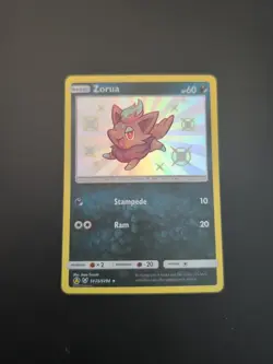 Pokemon TCG 2019 Sun & Moon Hidden Fates Zorua SV25/SV94 - Image 1