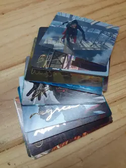 MTG Art Series Assassin's Creed GOLD SIGNATURE Set (20) - NM - Image 1