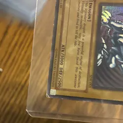 Konami Yu-Gi-Oh! TCG Blue-Eyes White Dragon SDK-001 Ultra Rare Foil 1st Ed EN - Image 3