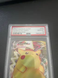 Pokemon Pikachu TCG Vivid Voltage VMAX 044/185 PSA 10 - Image 2