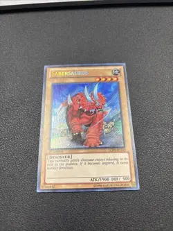 *** SABERSAURUS *** 1ST EDITION SECRET RARE LCJW-EN143 YUGIOH! 2 A6 - Image 2