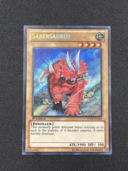 *** SABERSAURUS *** 1ST EDITION SECRET RARE LCJW-EN143 YUGIOH! 2 A6 - Image 3