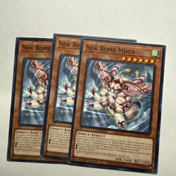 Silk Bomb Moth x3 (playset) DOOD-EN088 Common 1st Ed NM (READY TO SHIP!) Yugioh - Image 1