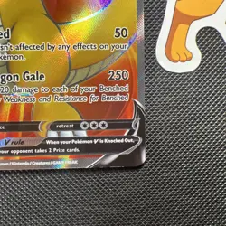Pokemon TCG Dragonite v Evolving Skies Holo Ultra Rare Full Art Card 191/203 - Image 5