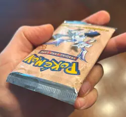 1999 Pokemon Fossil Sealed Heavy Booster Pack – Aerodactyl Artwork – WOTC - Image 4