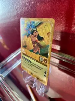 Lorcana - Lilo: Escape Artist 25/P2 Promo Gold Foil - Lilo & Stitch Gift Box Set - Image 5