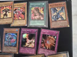 VINTAGE YUGIOH CARD BINDER COLLECTION! HP DMG AND LP CARDS! PLZ LOOK AND READ - Image 4