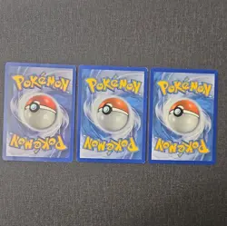 Pokemon TCG Pikachu 3-Card Lot Base Set 58/102 + Pikachu V SWSH061 Holo - Image 2