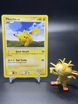 Pikachu 70/100 Pokemon Majestic Dawn Regular - LP - Image 1
