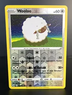 Pokemon TCG - WOOLOO - 221/264 - Reverse Holo - Fusion Strike (2021) - NM/MINT - Image 1