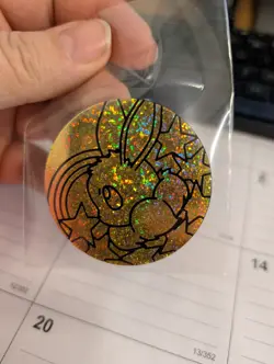 Pokemon JUMBO Glitter Eevee Coin Yellow - Image 1