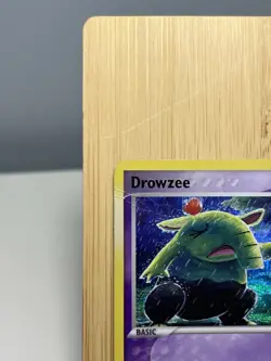 Drowzee 67/113 Stamped Pokemon EX Delta Species 2005 Vintage Revers Holo - Image 3