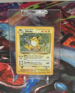 Raichu 14/102 Base Set Holo Rare Holo Eng 80HP Stage 1 1999 Pokemon TCG - Image 1