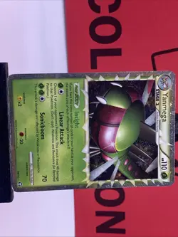 Yanmega 98/102 SWIRL Prime Holo Rare Vintage Pokemon Card Triumphant HGSS MP - Image 4