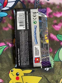Pokemon TCG Sword & Shield Chilling Reign Booster Pack 1x 820650808470 - Image 2