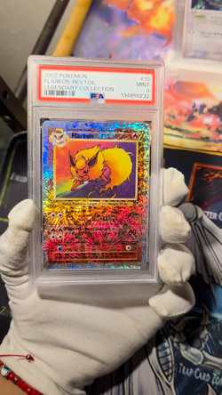 2002 POKEMON LEGENDARY COLLECTION #10 FLAREON-REVERSE HOLO FOIL PSA 9 - Image 2