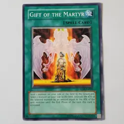 Gift of the Martyr - TLM-EN039 - HP/DMG - Common - Unlimited - Yugioh - Image 1