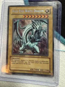 Yugioh Blue-Eyes White Dragon FL1-EN001 Secret Rare Limited Edition MP - Image 2