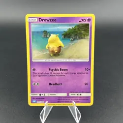 Drowzee 011/034 Trading Card Game Classic Holo NM - Image 1