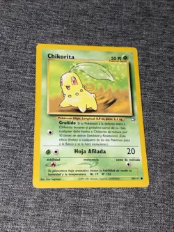 Chikorita 54/111 Common Neo Genesis Pokemon Unlimited HP Spanish - Image 1
