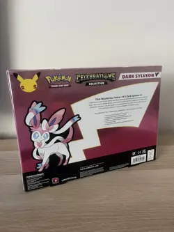 Pokemon - Celebrations Dark Sylveon V Collection Box EN - NEU / OVP - Image 2