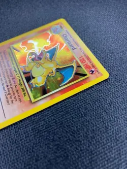 Pokemon TCG Charizard Base Set Holographic Card #4/102 1999-2000 WOTC - Image 5
