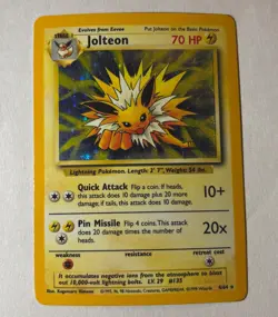1999 Pokemon Jungle Jolteon No Symbol Error 4/64 Holo - Image 1