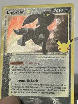 Pokemon NICE Umbreon Gold Star 17/17 Celebrations 25th Anniversary Rare NM/M - Image 3