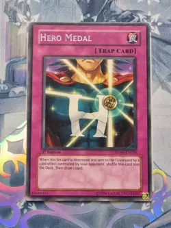 STON-EN050 Hero Medal Rare 1st Edition Lightly Played YuGiOh TCG - Image 1