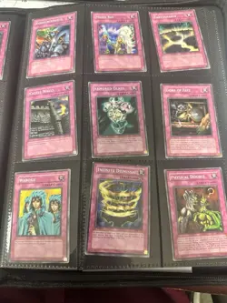 Yu-Gi-Oh! TCG Vintage And Modern Card Lot - Image 5