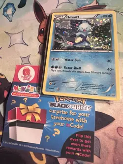 2012 Mcdonald’s Pokemon Happy Meal Toy & Pokemon Card MINT - Image 4