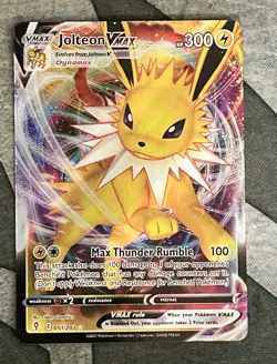 The Pokemon Company Jolteon VMAX Holo Evolving Skies 051/203 Ultra Rare 300 HP - Image 1