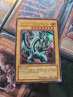 Blue Eyes White Dragon LOB-001 RARE - Image 1