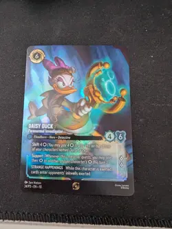 Lorcana - Daisy Duck Paranormal Investigator Enchanted - Set Championships Promo - Image 1