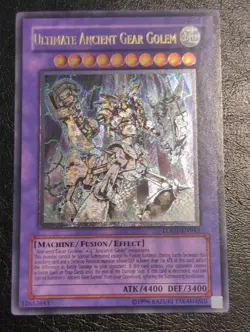 Yu-Gi-Oh! ULTIMATE RARE ULTIMATE ANCIENT GEAR GOLEM LODT-EN043 1996 COPYRIGHT NM - Image 1
