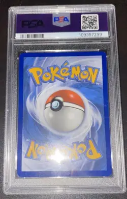 2024 Pokemon SV Stellar Crown SCR en Squirtle #148/142 PSA 8 - Image 2