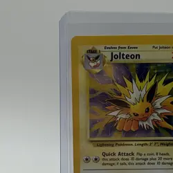 Pokemon TCG Jolteon 4/64 Jungle Holo Rare Unlimited 1999 70HP Eng - Image 3
