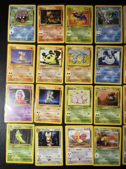 NON ENGLISH Vintage Pokemon 45 Card Lot WotC Italian/German/Spanish/Portuguese - Image 2