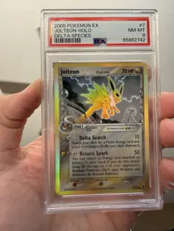 2005 POKEMON EX DELTA SPECIES #7 JOLTEON-HOLO PSA 8 - Image 1