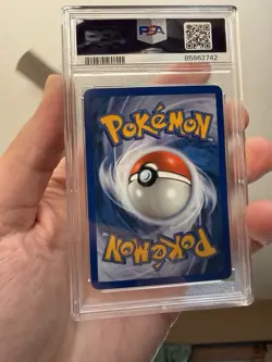 2005 POKEMON EX DELTA SPECIES #7 JOLTEON-HOLO PSA 8 - Image 2