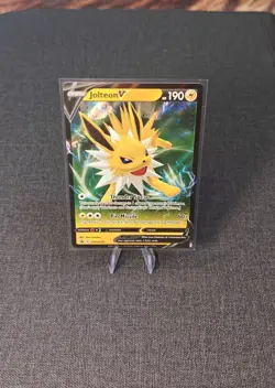 Jolteon V SWSH151 SWSH: Sword & Shield Promo Cards Holo ⚡ - Image 1