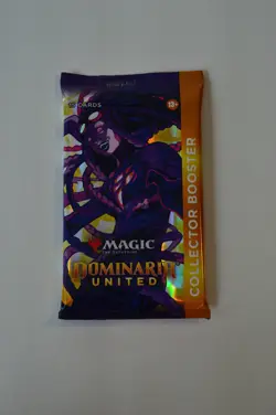 Magic the Gathering MTG DOMINARIA UNITED Collector Booster Pack - Image 1