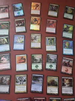 Magic: The Gathering Premium Deck Series Slivers 2009 - 62 card lot - Image 2