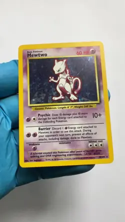 Pokemon Cards: Base Set Rare Holo: Mewtwo 10/102 LP - Image 2