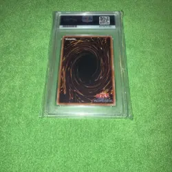 PSA 10 YuGiOh Dark Magician QCCU-JP001 Ultimate Rare Japanese Unity - Image 2