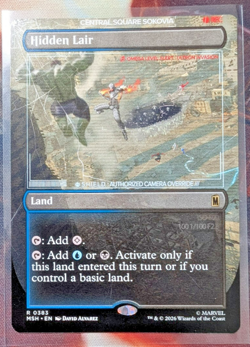 2026 MTG MARVEL SUPERHEROES BORDERLESS #0323 HIDDEN LAIR - Image 1