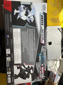 Pokemon TCG Black Bolt & White Flare Unova Heavy Hitters Premium Collection X 4 - Image 3