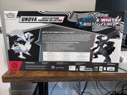 Pokemon TCG Unova Heavy Hitters Premium Collection Box Black Bolt & White Flare - Image 2